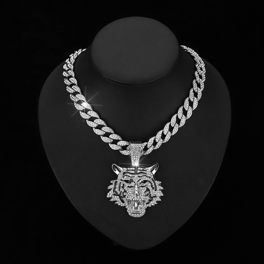 Tiger's Roar ( Pendant + Chain)