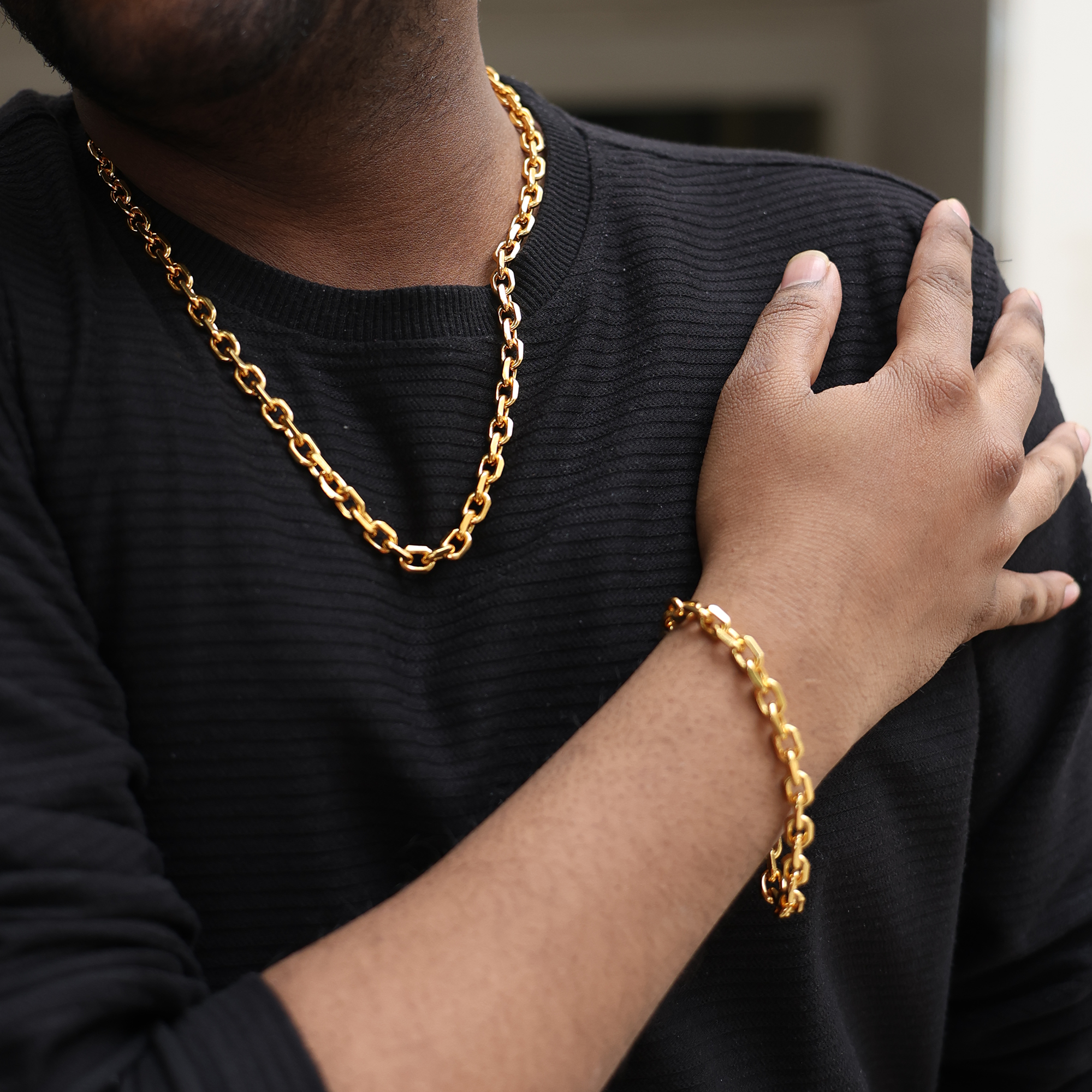 Oval Anchor Bracelet (18K Gold Plating) - 7 MM