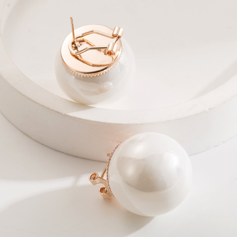 Mega Pearl Classic Earrings