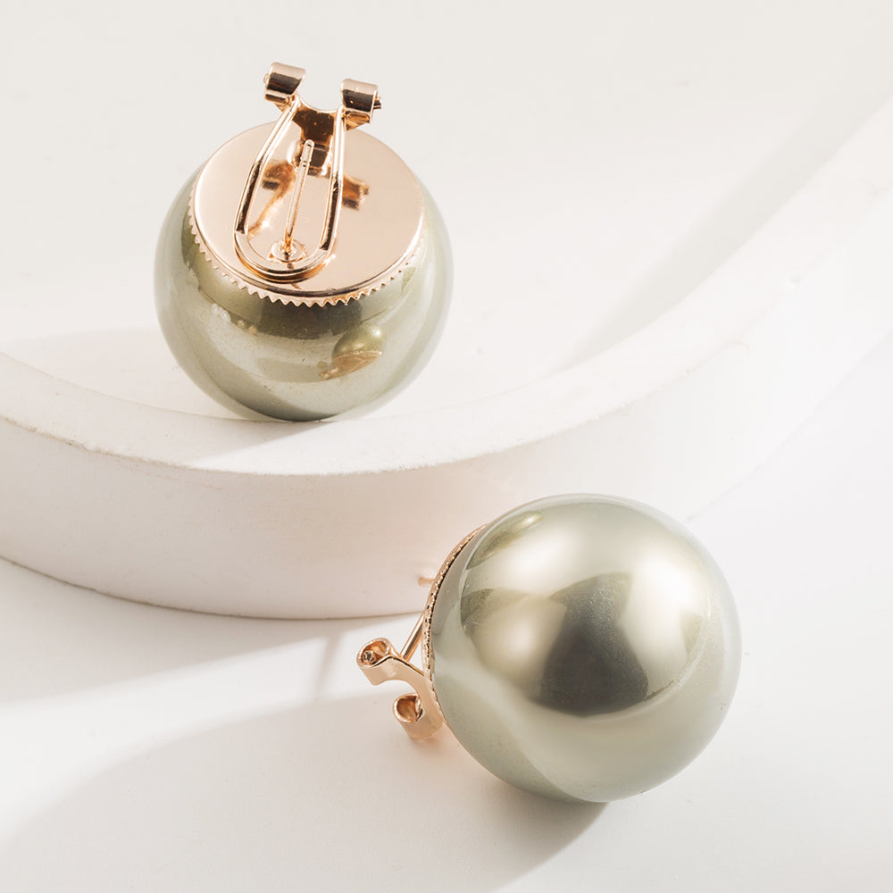 Mega Pearl Classic Earrings