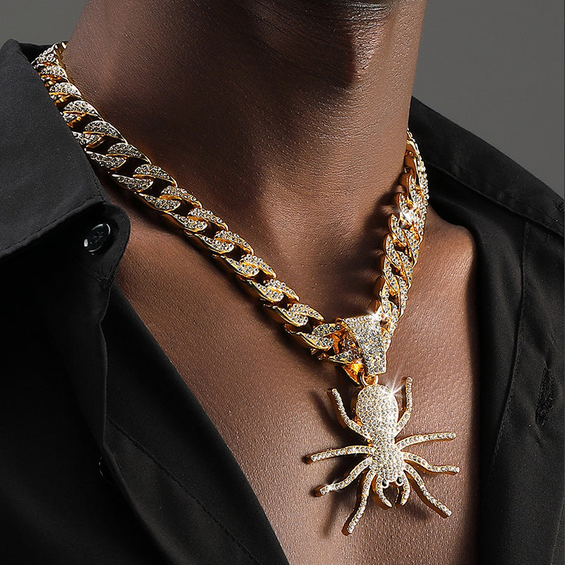 Bold Spider (Pendant + Chain)