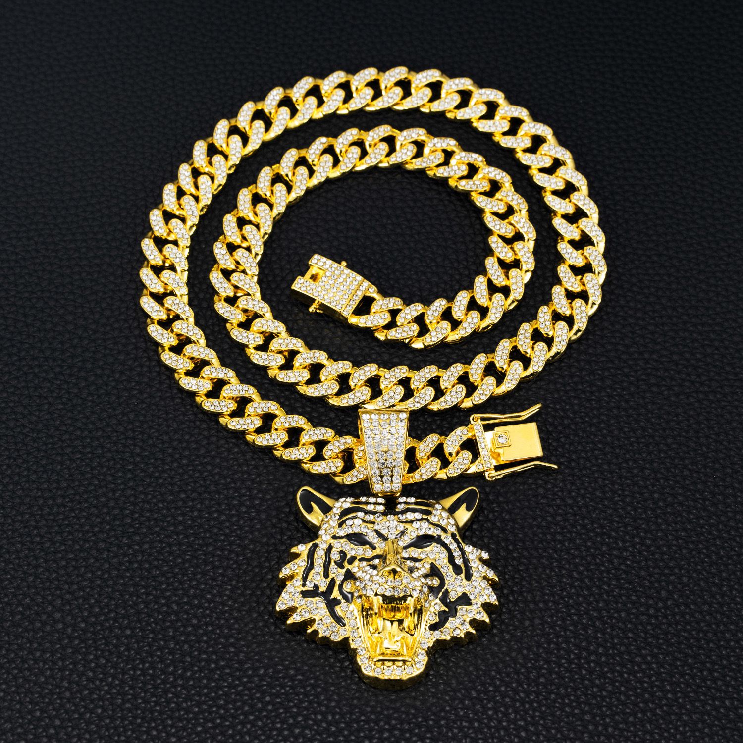 Tiger's Roar ( Pendant + Chain)