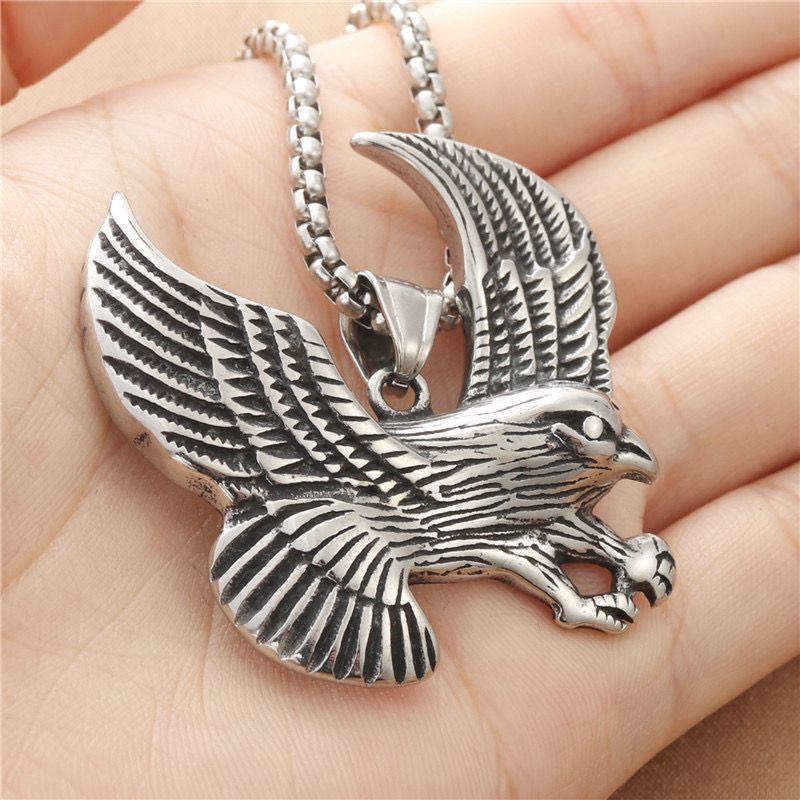 Majestic Eagle ( Pendant + Chain )