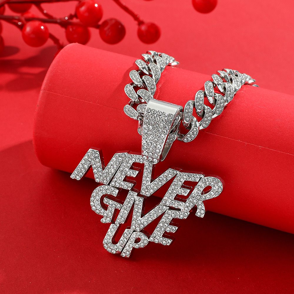 Never Give Up (Pendant + Chain)