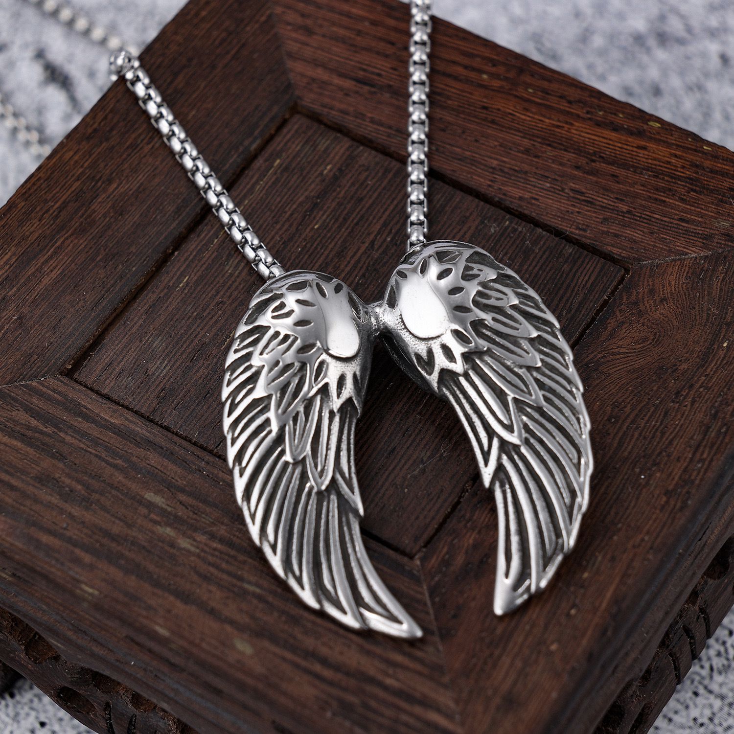 Open Wings (Pendant + Chain)