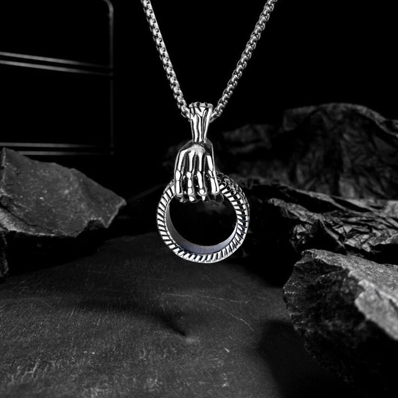 Ring Hold (Pendant + Chain)