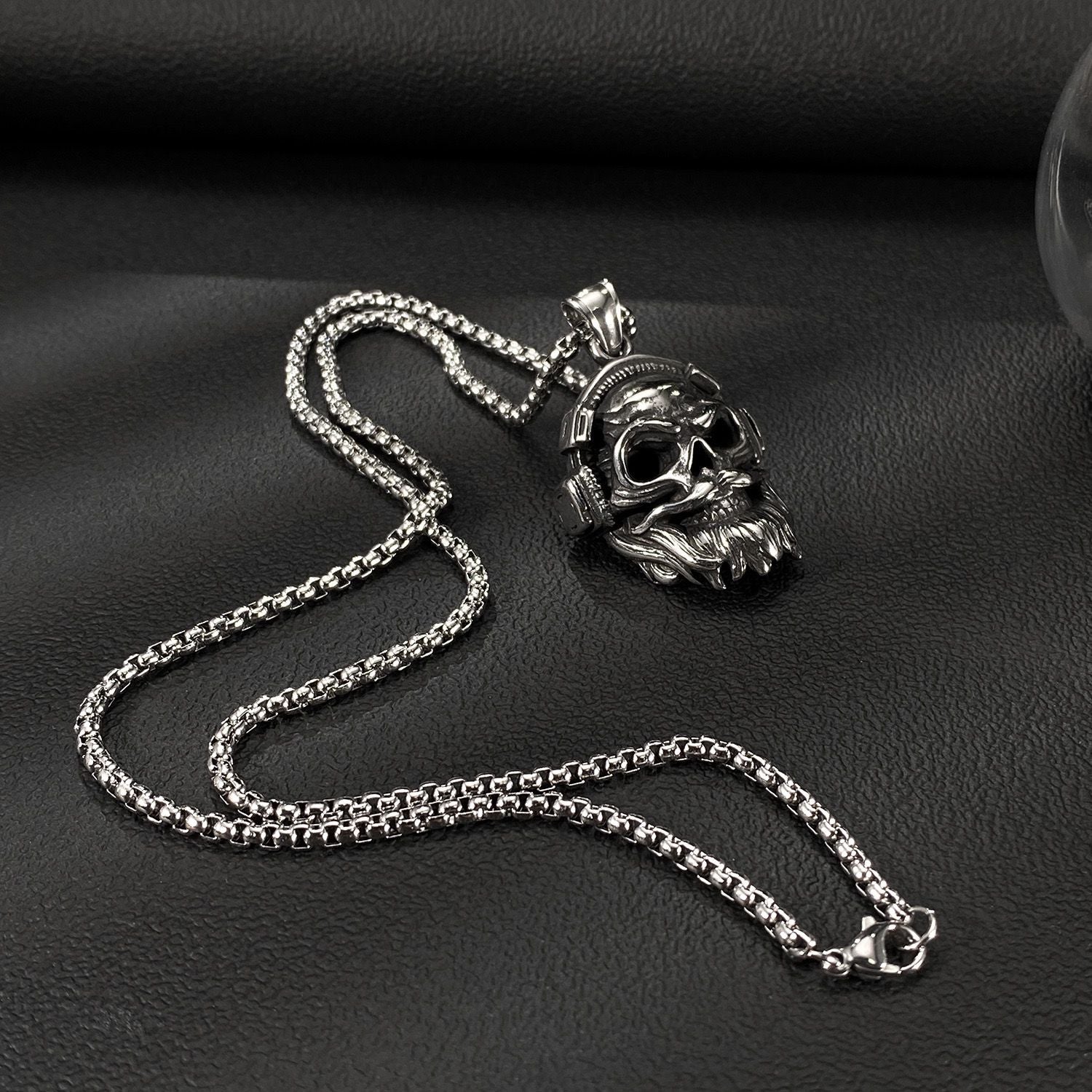 Raw Vibe Headphone (Pendant + Chain)