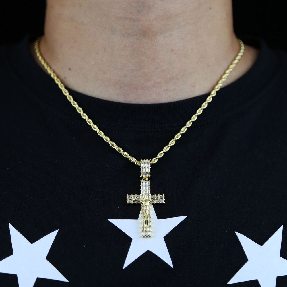 Zirconia Diamond Cross (Pendant + Chain)