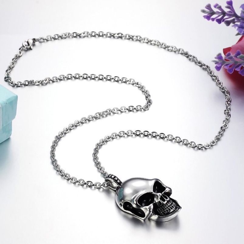 Skull Head (Pendant + Chain)