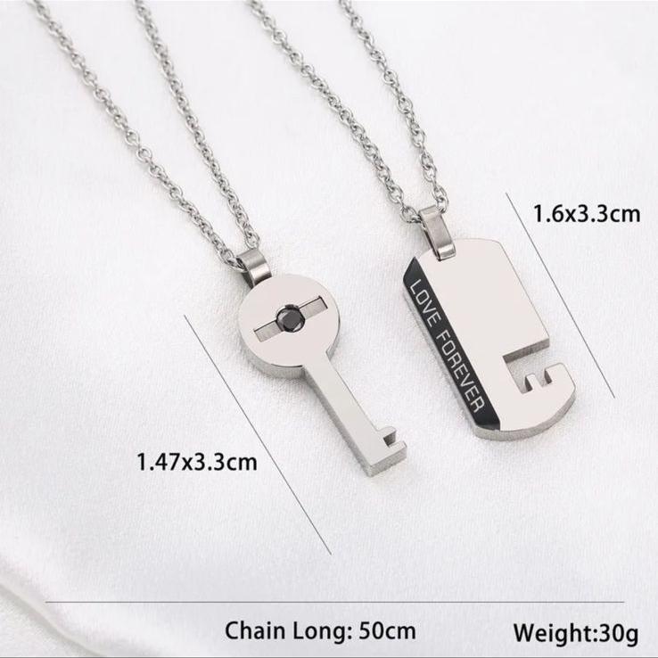 Couple Charm (Pendant + Chain)