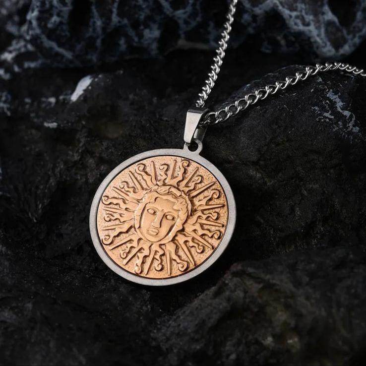 Solar Glow (Pendant + Chain)