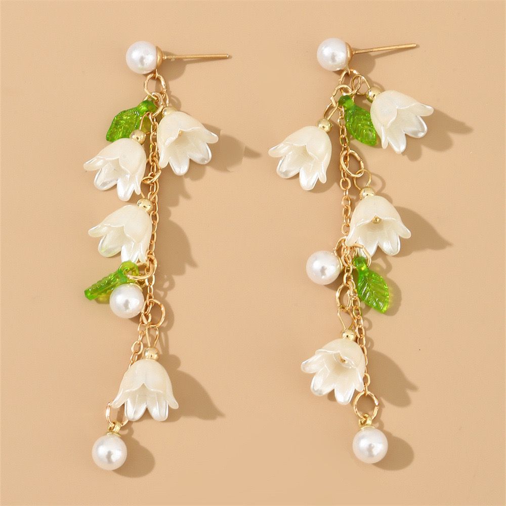 Tiny Flower Earrings