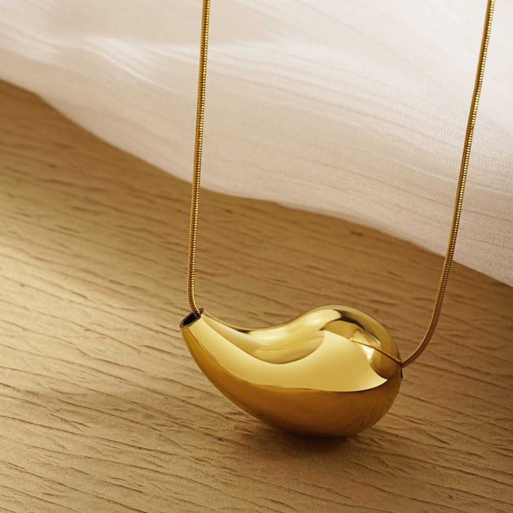 Chic Pendant Necklace