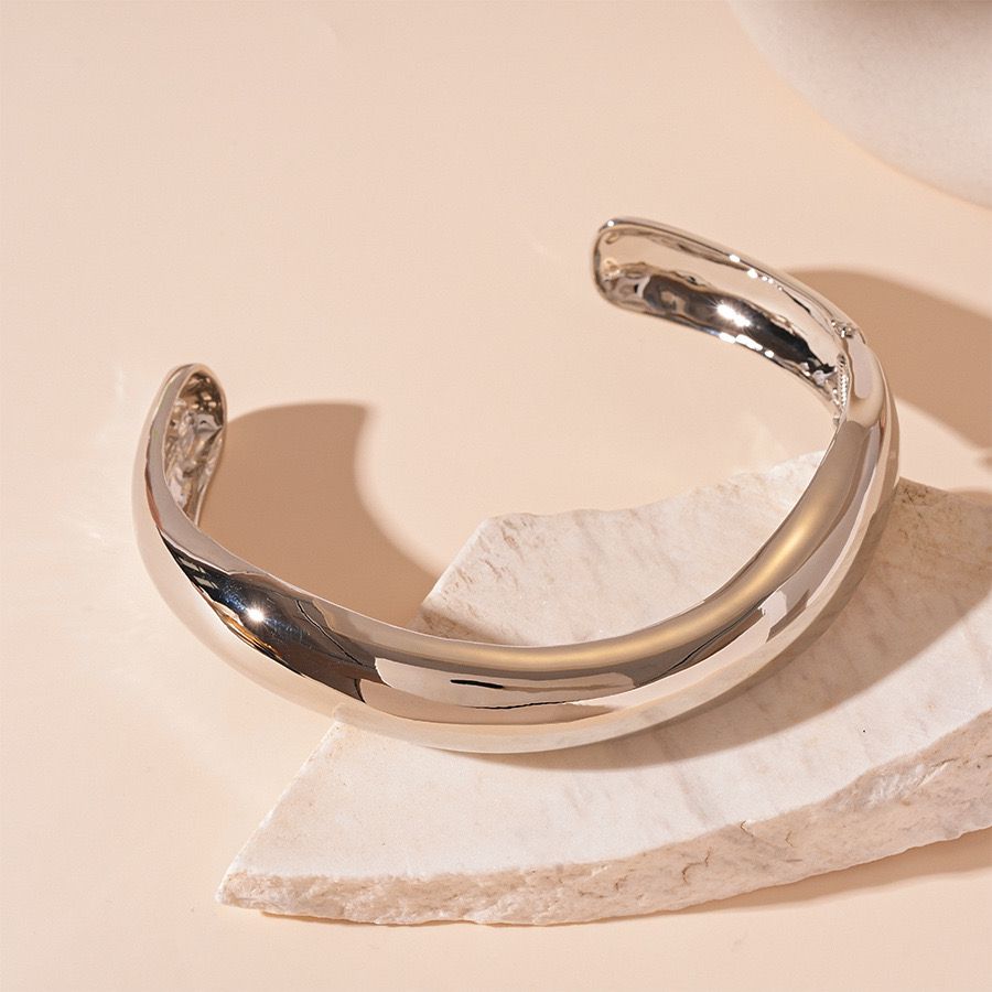 Bold Statement Choker Necklace