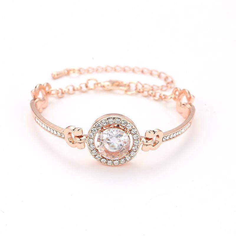 Luxe Glittering Diamond Bracelet