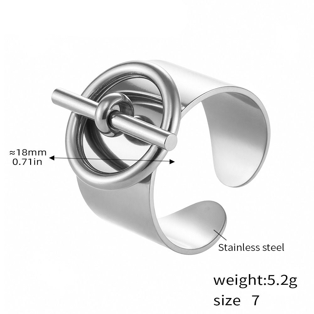 Dainty Ladies’ Ring