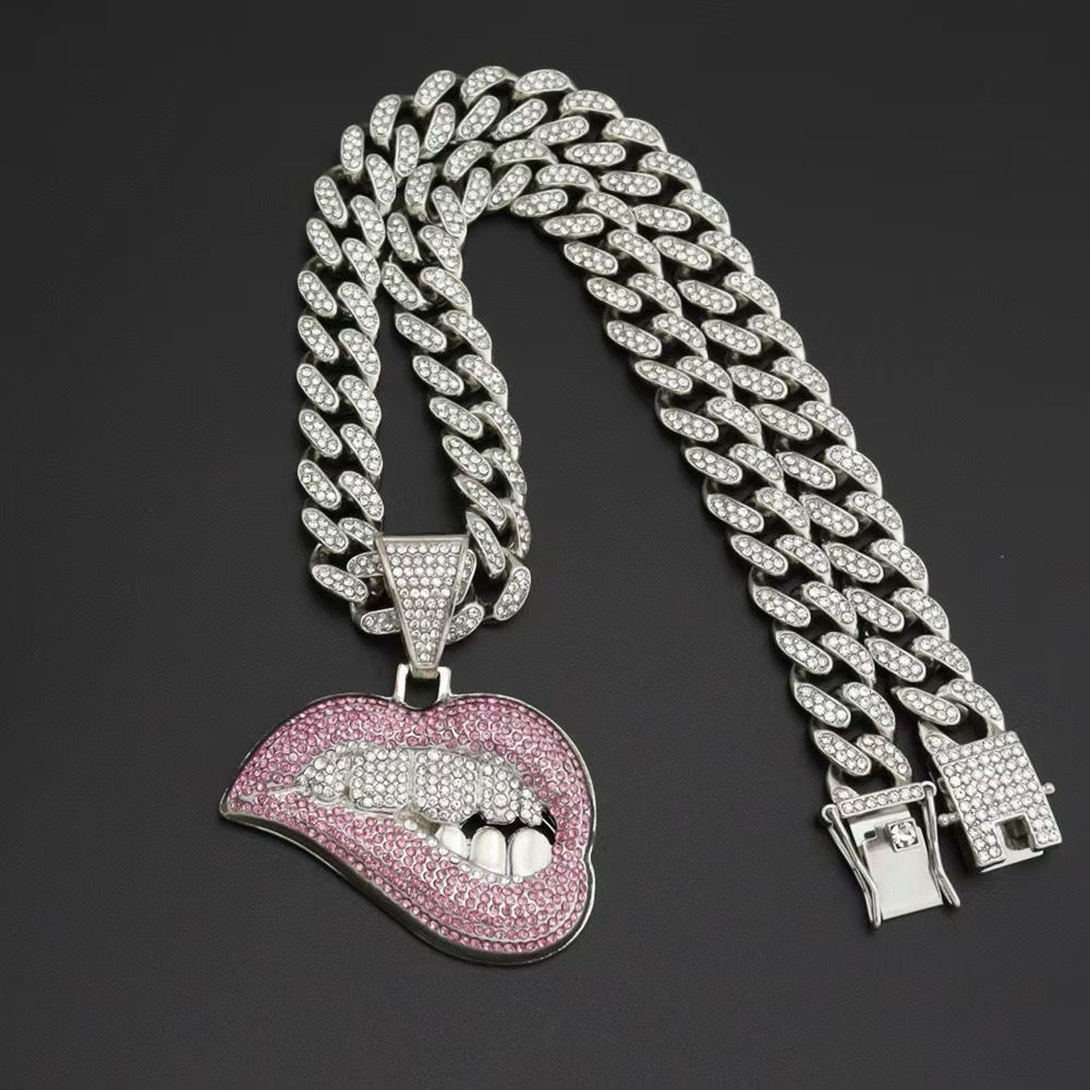 Bite Lips Hip Hop ( Pendant + Chain )
