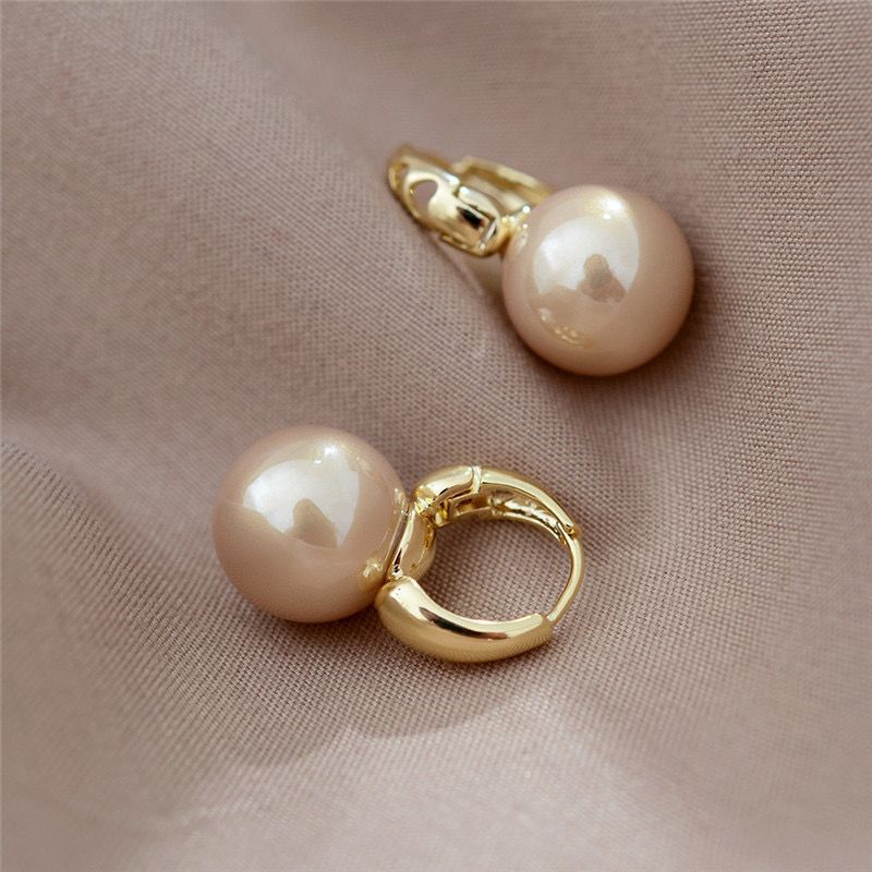 Lustrous Pearl Earrings