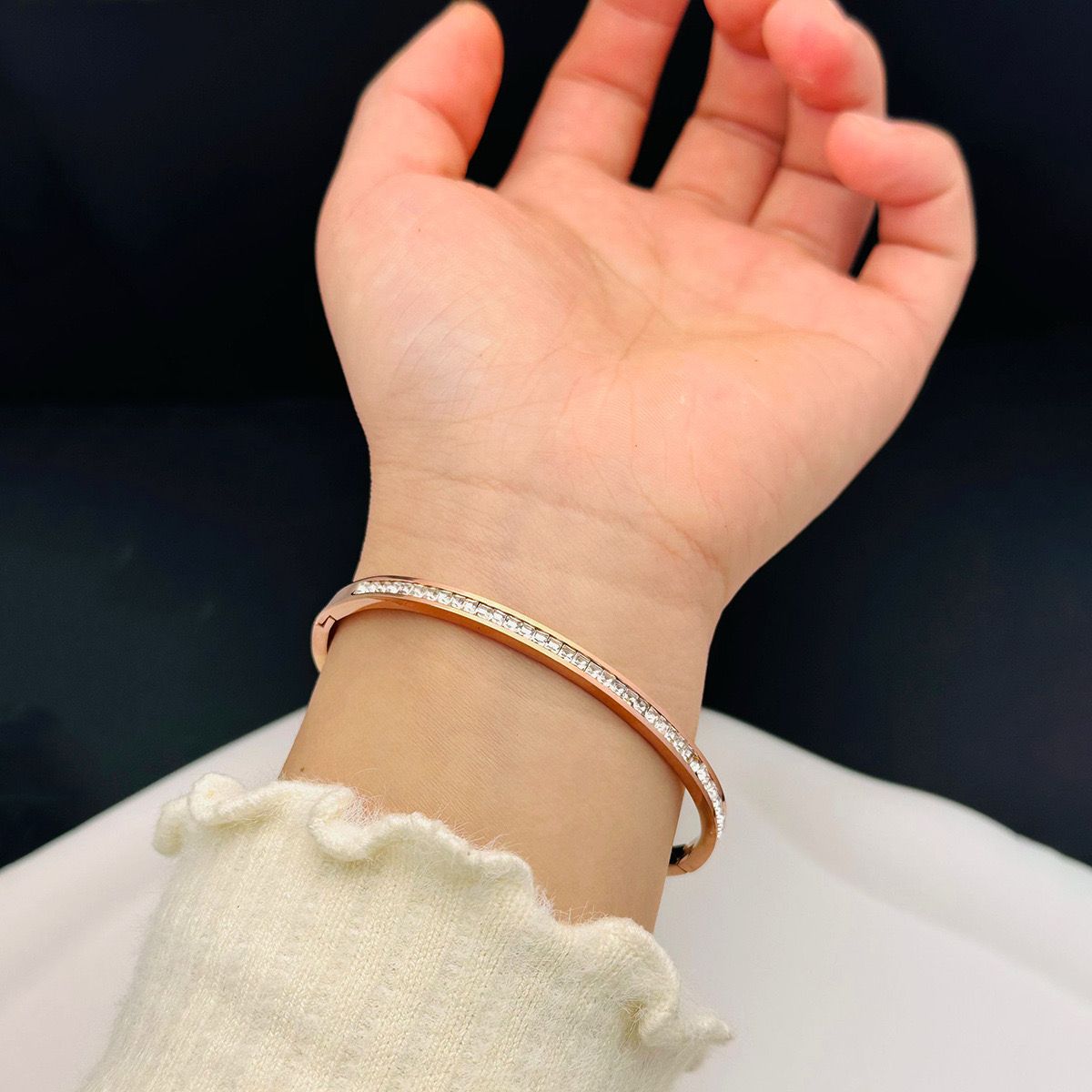 Diamond Sleek Bracelet (18K Gold Plated)