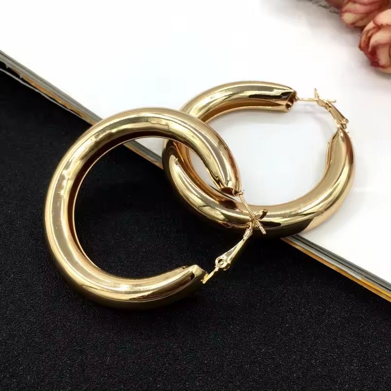 Chunky bold hoop earrings