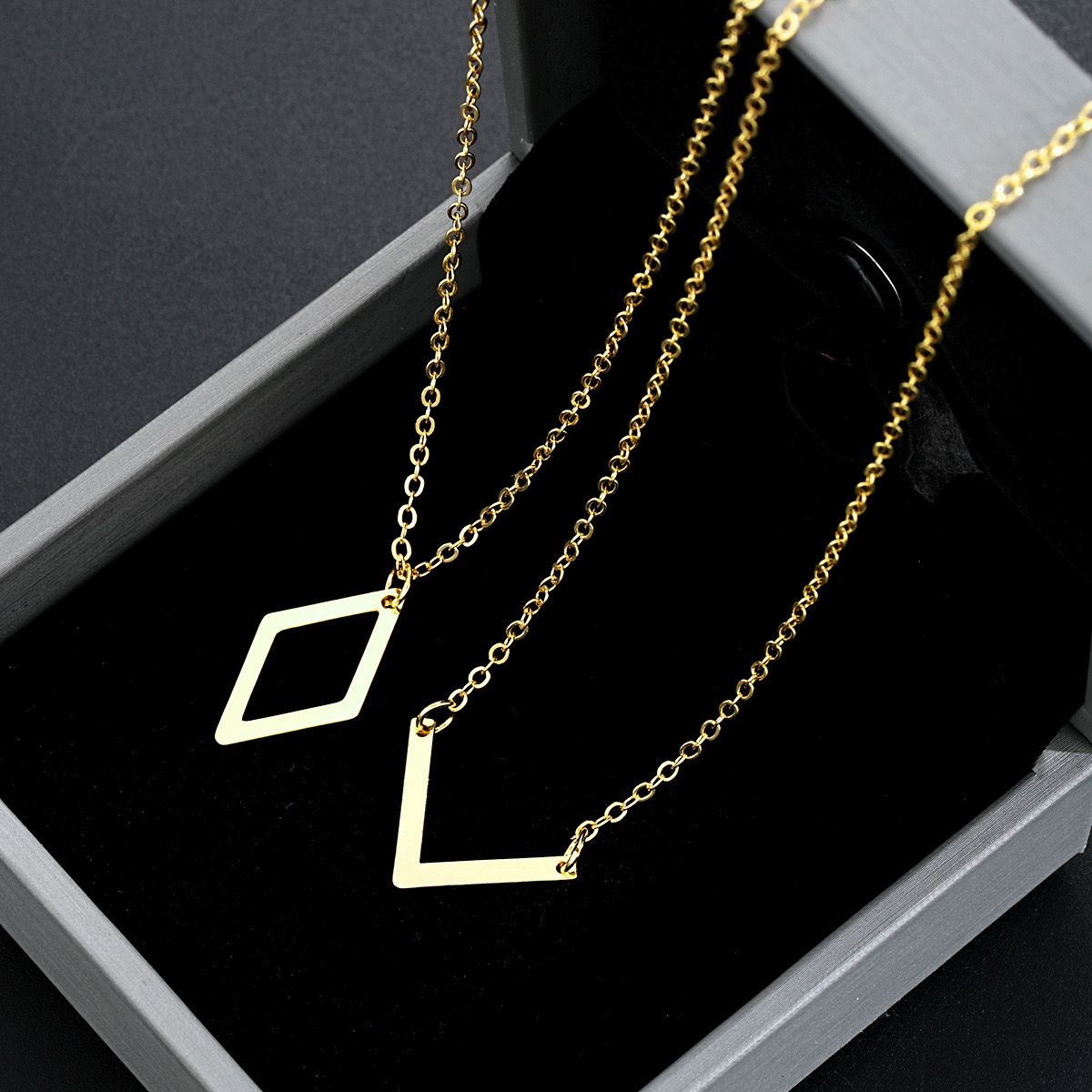 Double Drop Pendant Chain