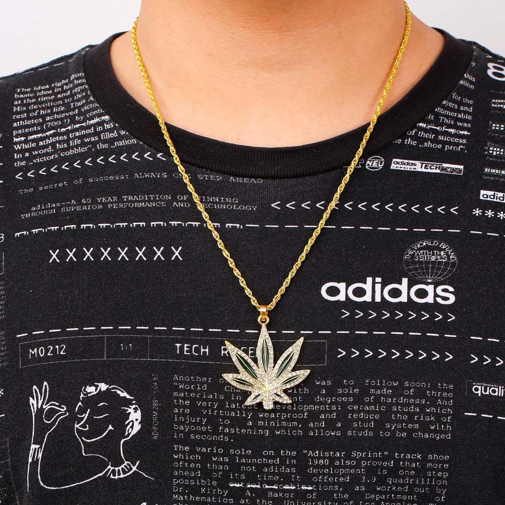 Zirconia Leaf (Pendant+ Chain)
