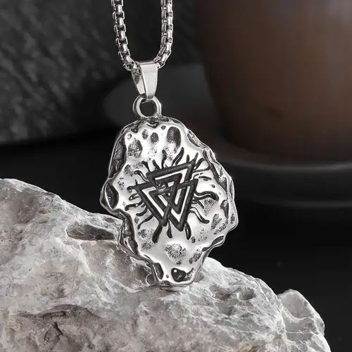 Ancient Statement (Pendant + Chain)