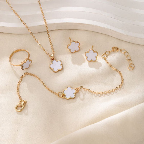 Clover Set of 4