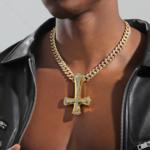 Iced Cuban cross (Pendant + Chain)