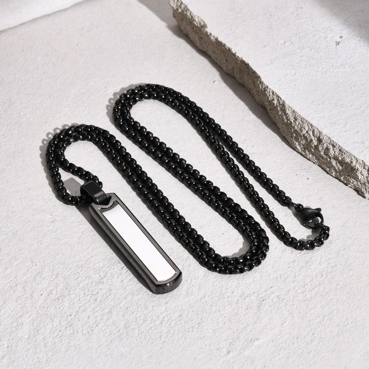 Urban Minimal (Pendant + Chain)
