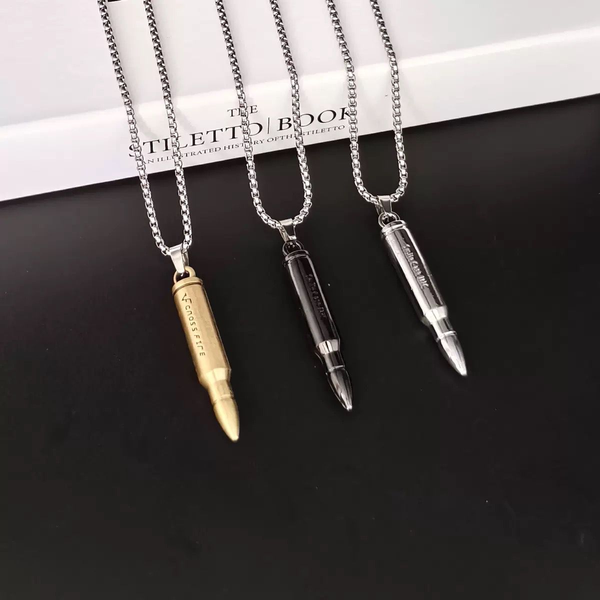 Small Bullet ( Pendant + chain)