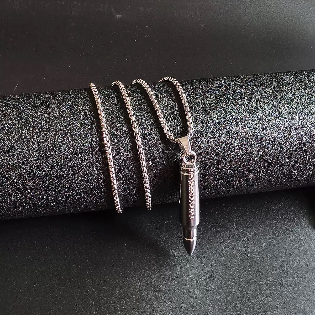 Small Bullet ( Pendant + chain)