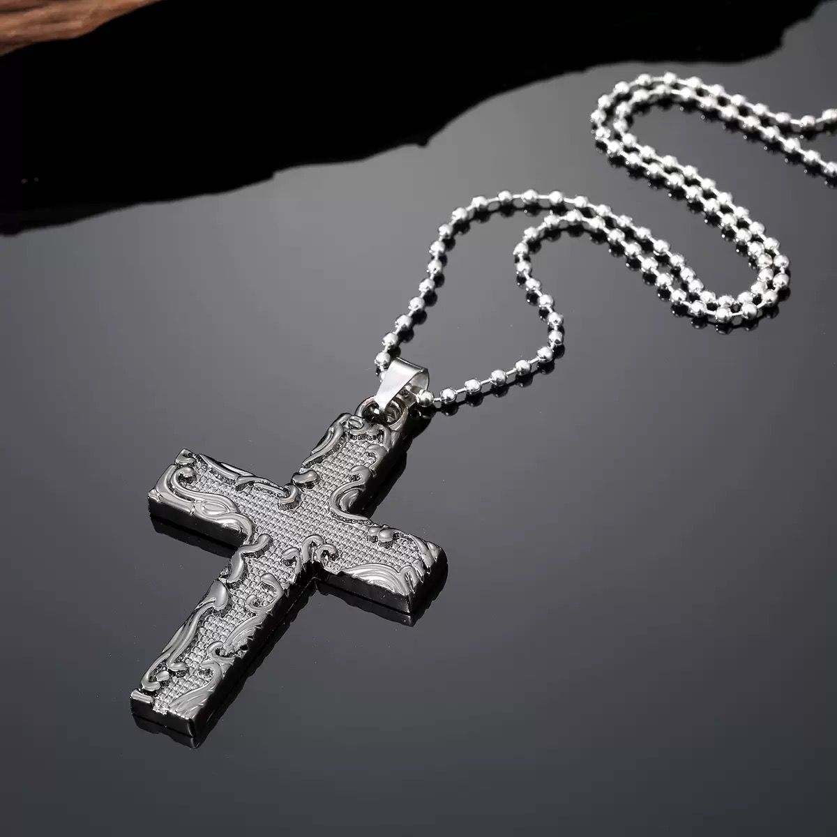 Cross (Chain + Pendant)