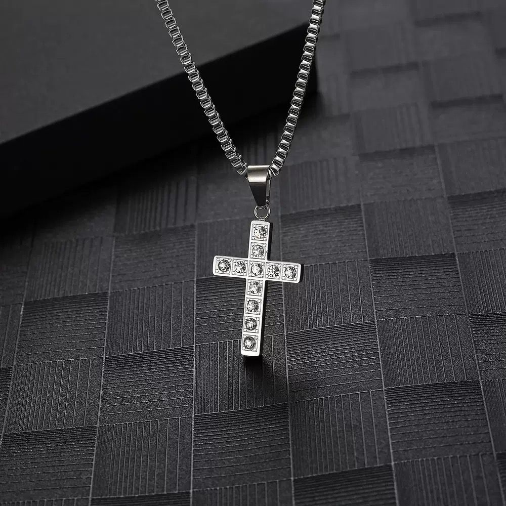 Diamond Cross ( Chain + Pendant)
