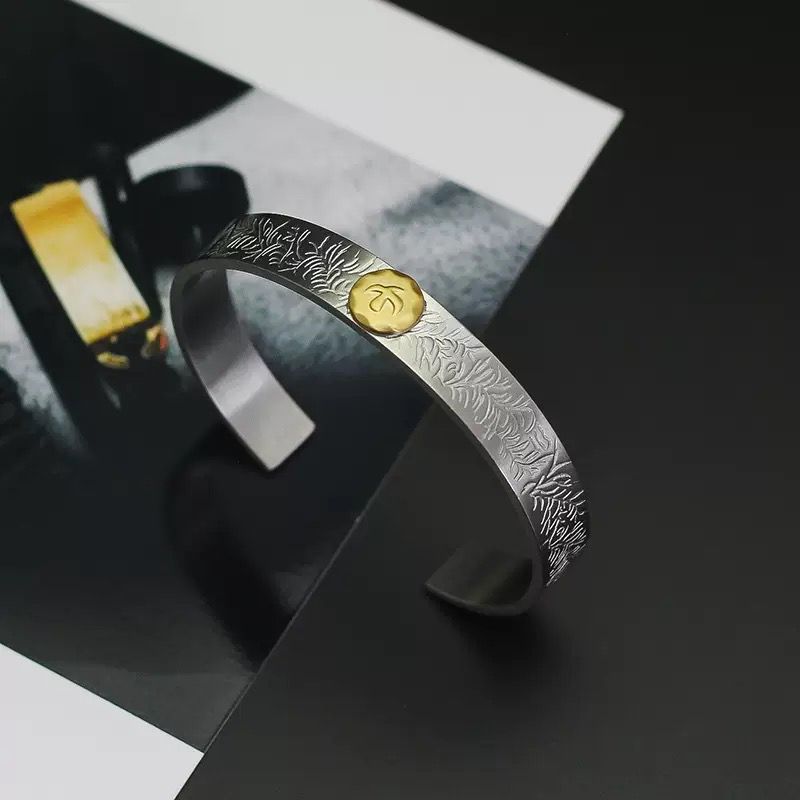 Bold Men’s Style Cuff - Titanium