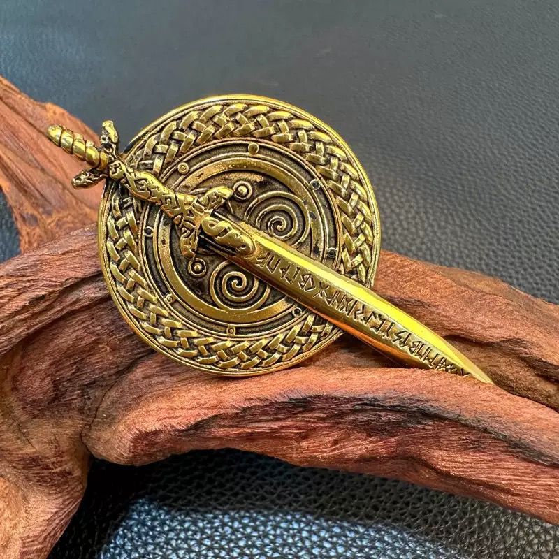 Men’s Sword Icon Pendant - 18k Gold Plating