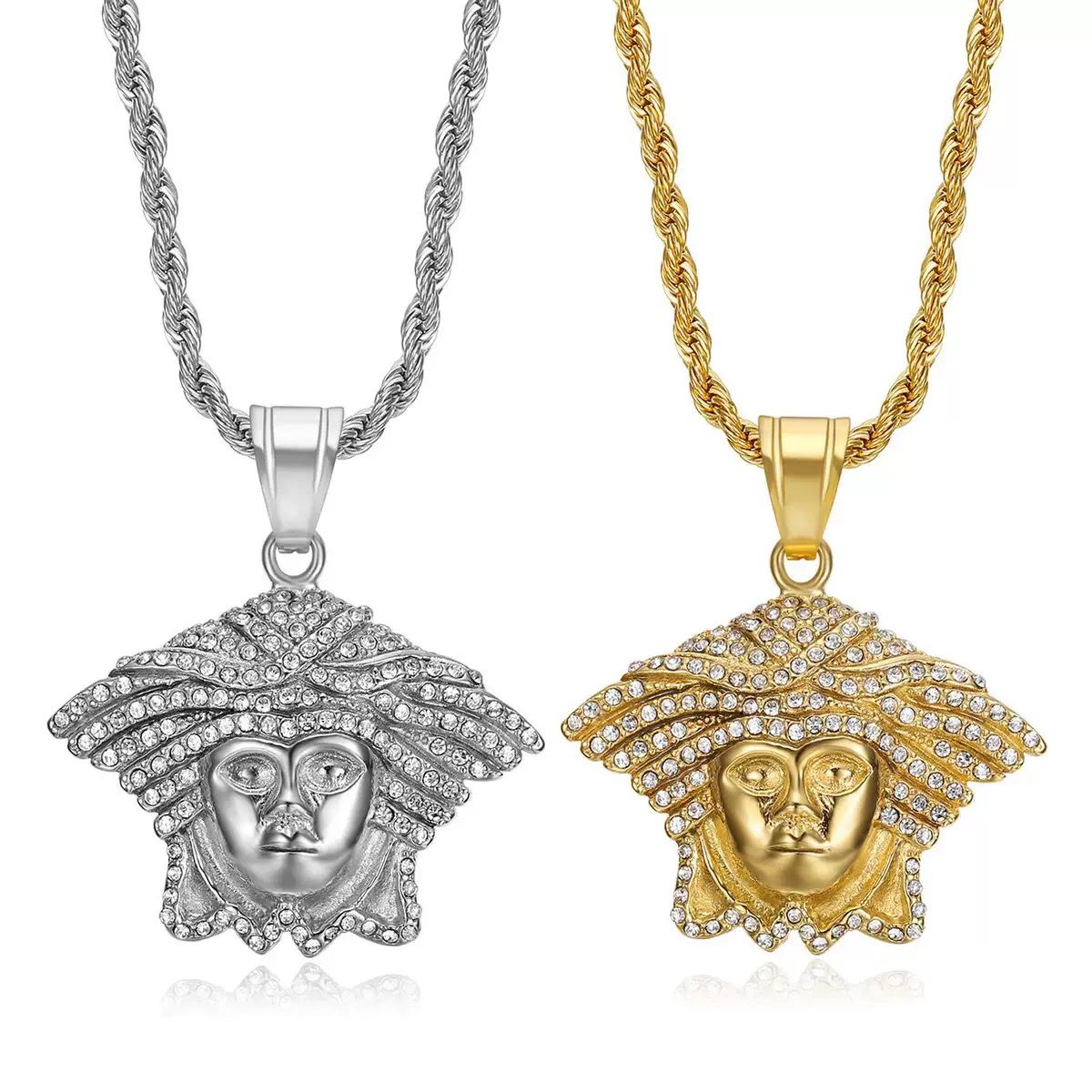 Medusa ( Pendant + Chain) - 18K Gold Plating