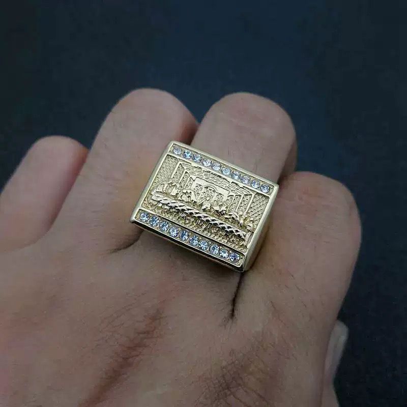 Classic Titanium Gentleman Ring – 18K Gold Plated