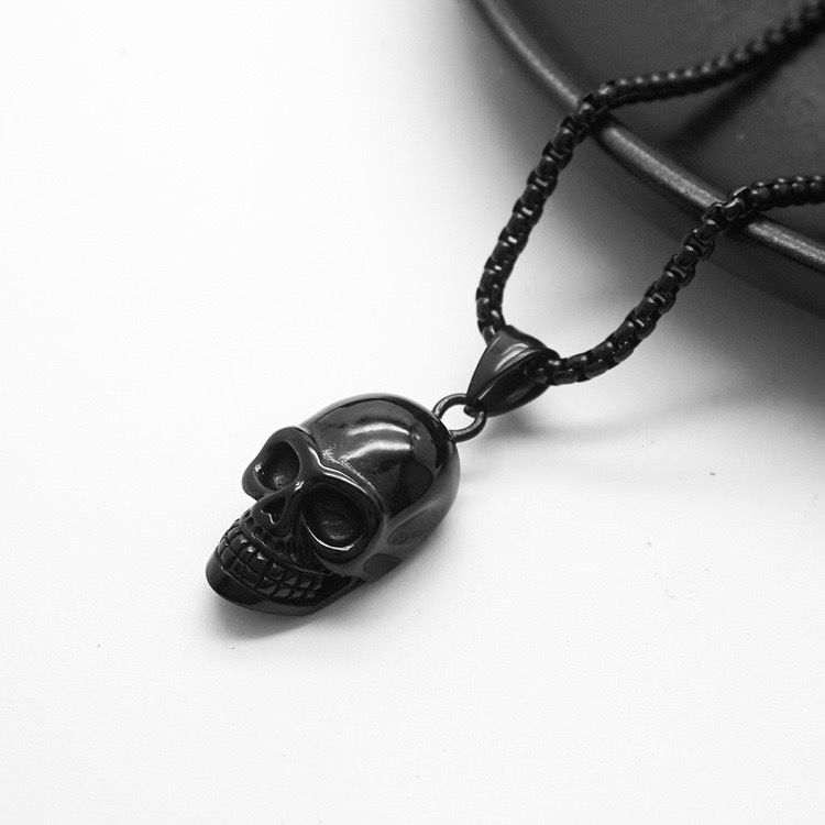 Skull Head (Pendant + Chain)