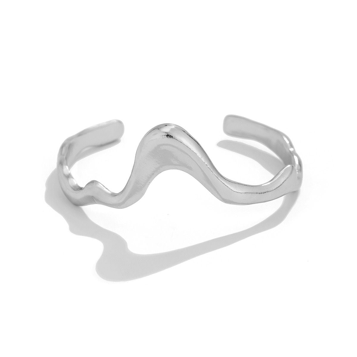 Curved Wave Bracelet