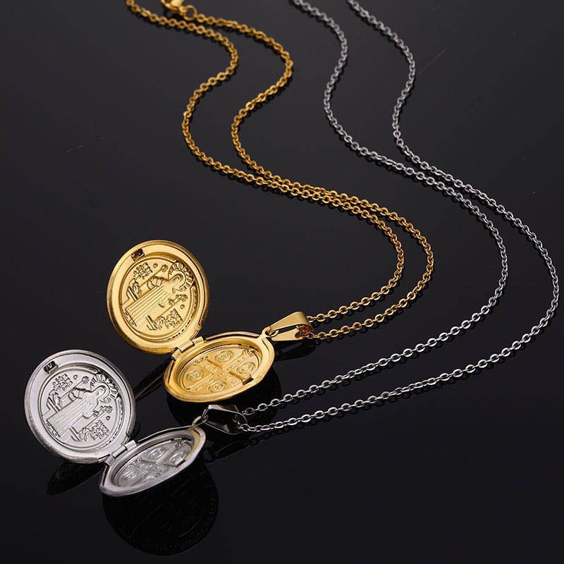 Divine Jesus Sentia Pendant