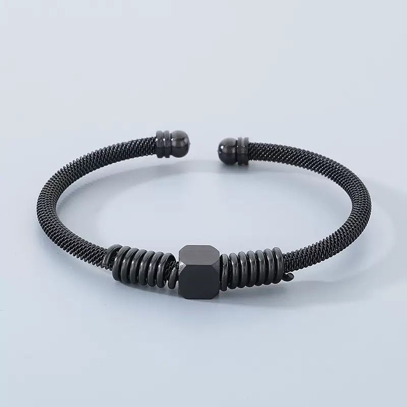 Classic Mens Bracelet (18K Gold Plated)