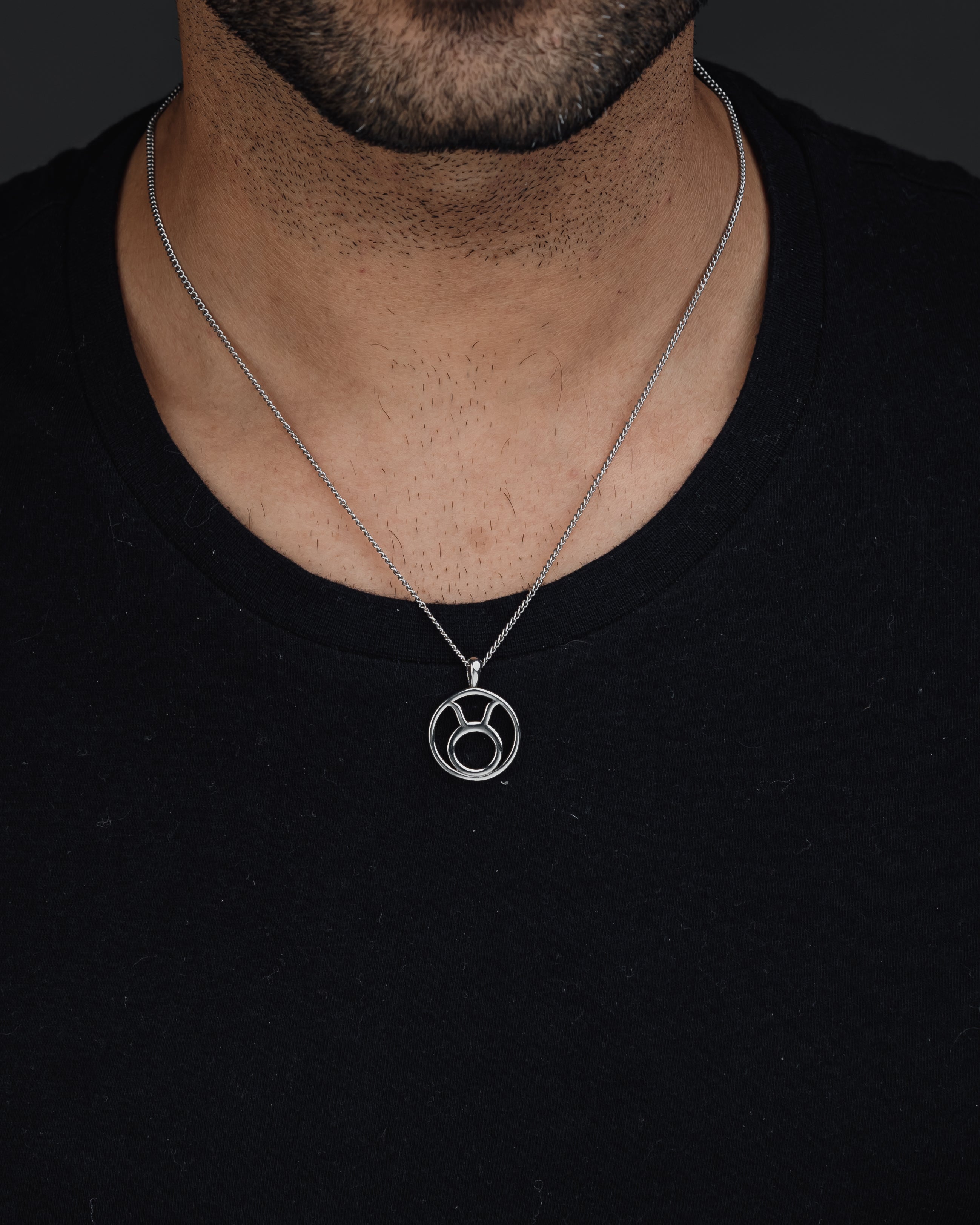 TAURUS (SILVER) Pendant+ Chain