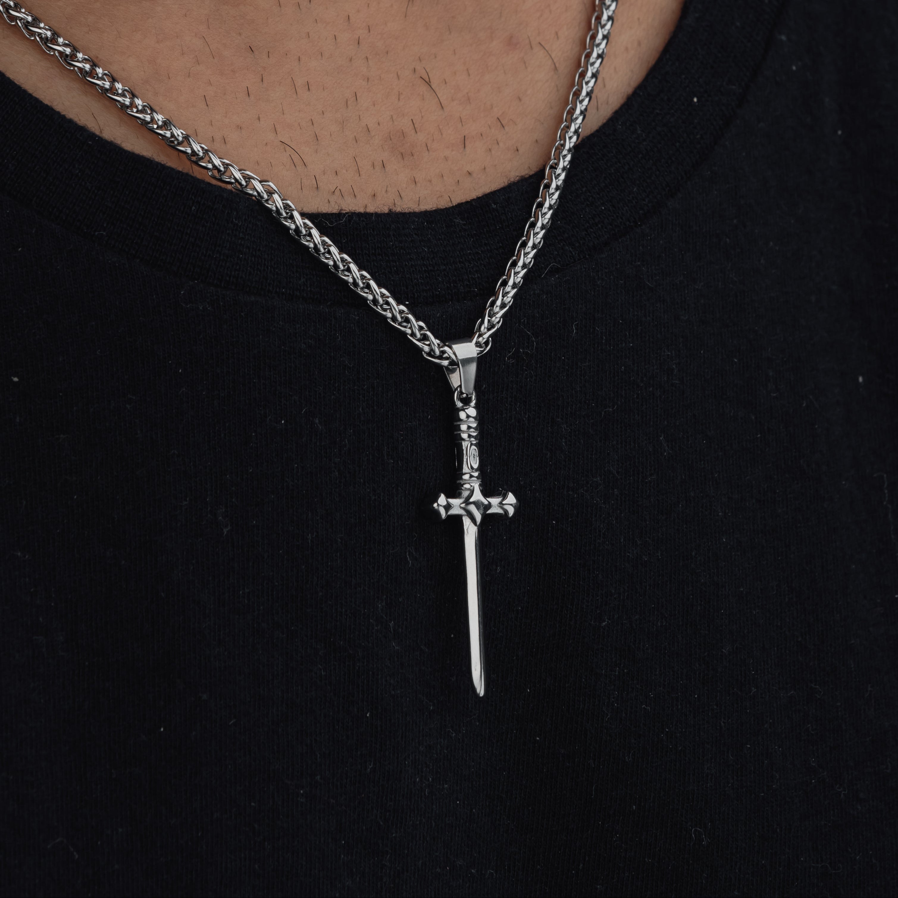 DAGGER (SILVER) Pendant+ Chain