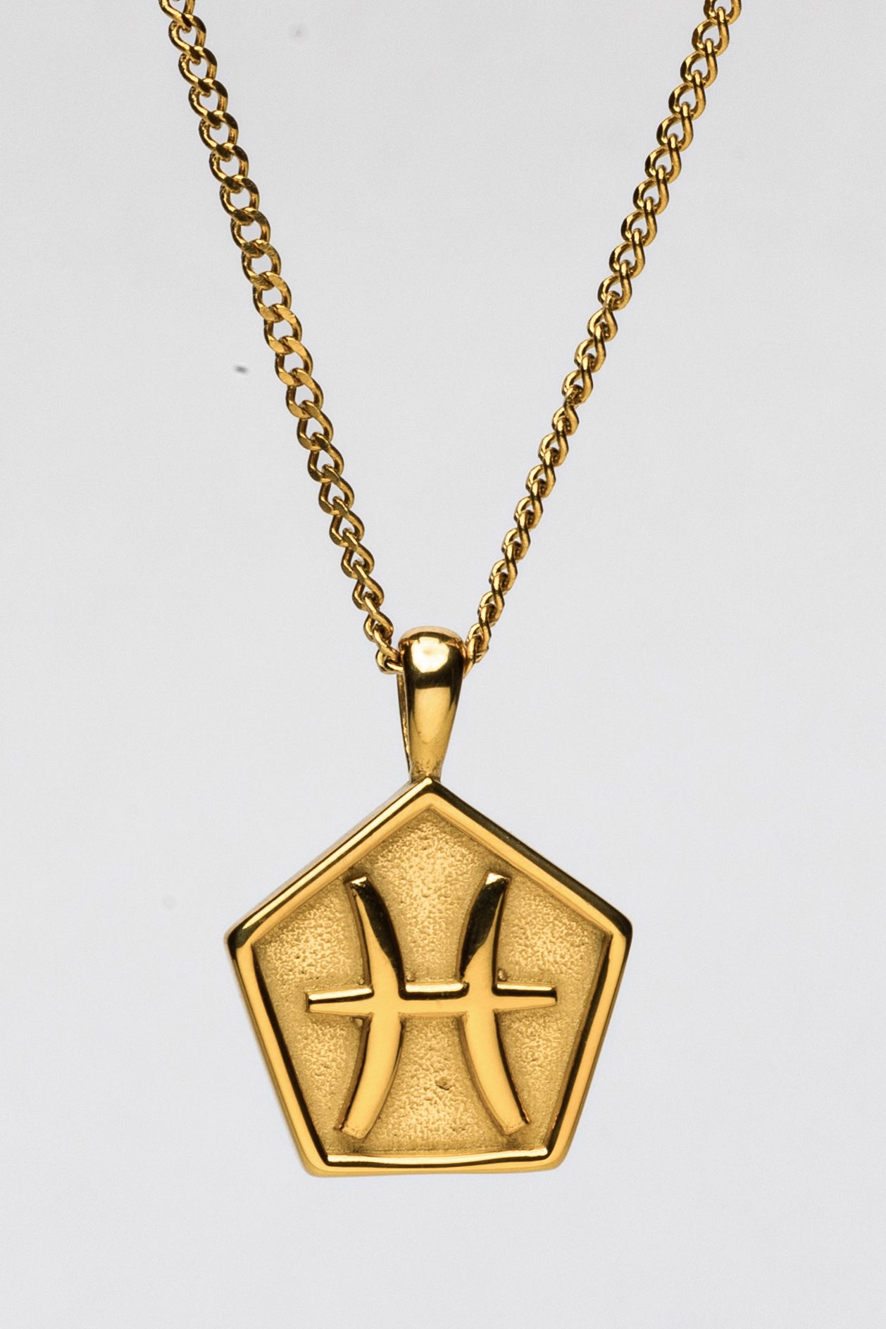 PISCES (GOLD) Pendant+ Chain