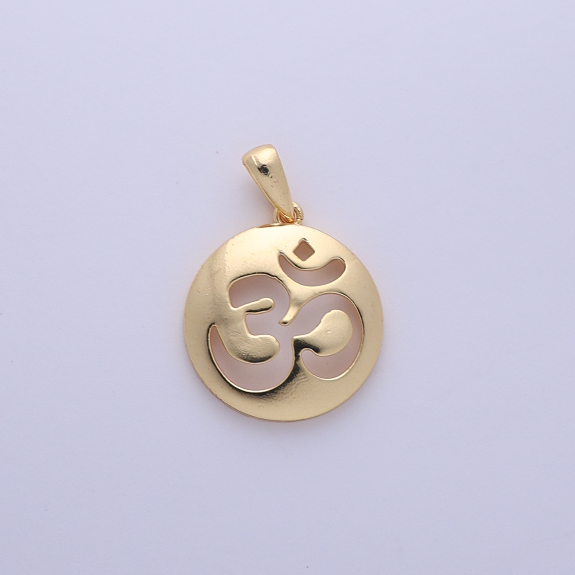 OM Round Pendant (18K Gold Plated)