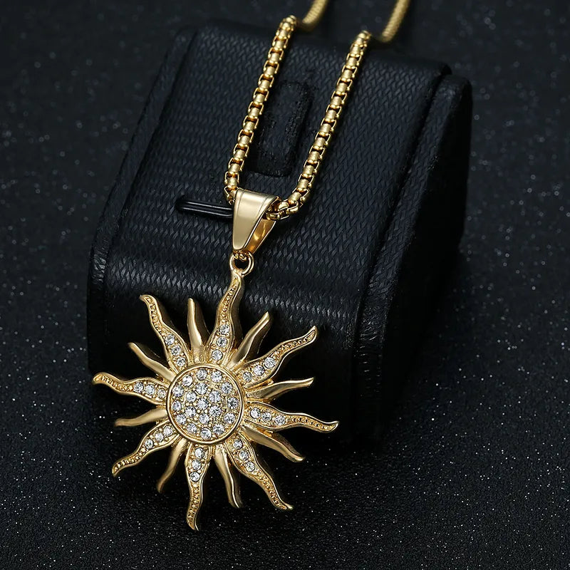 Sun ( Chain + Pendant ) - Titanium - 18K Gold Plated