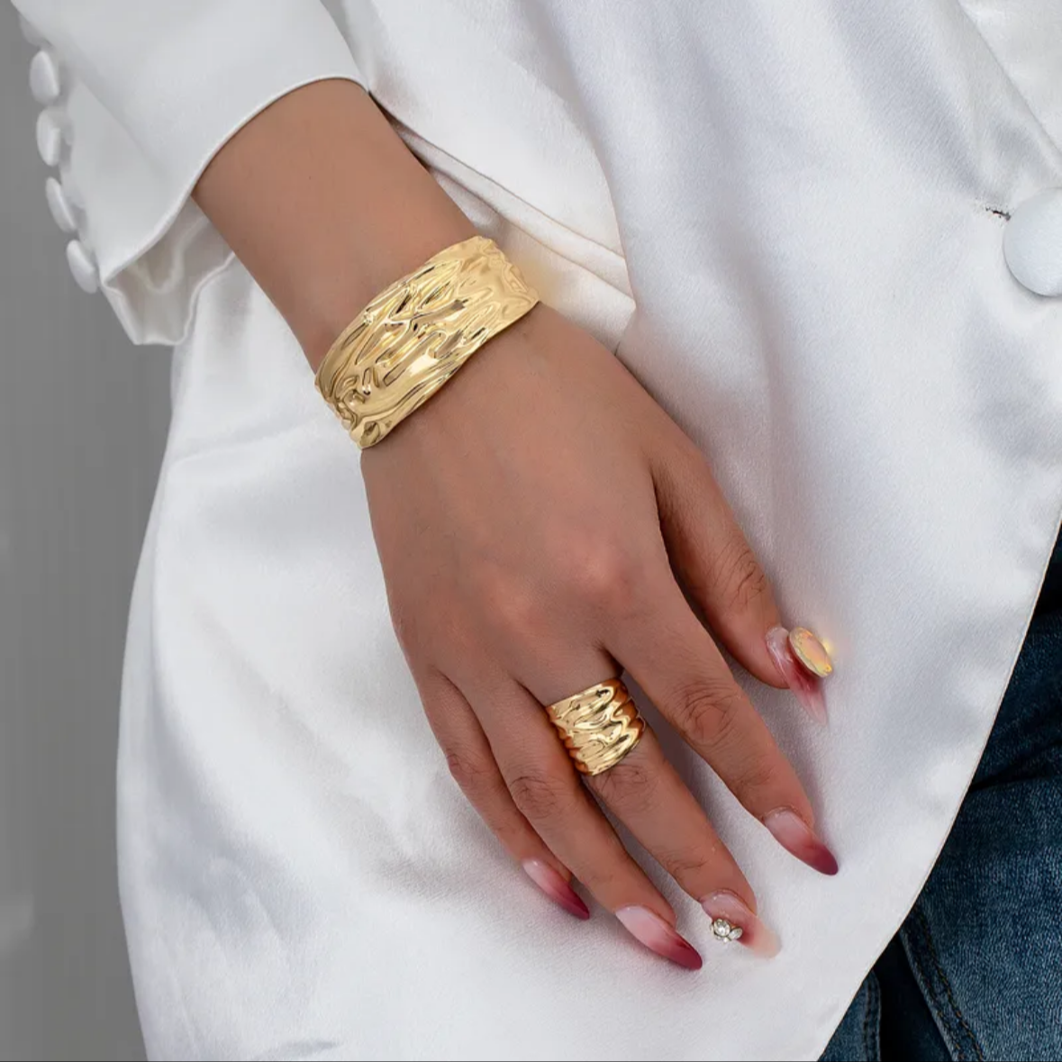 Hammered Set (Bracelet + Ring) - 14K Gold Plated