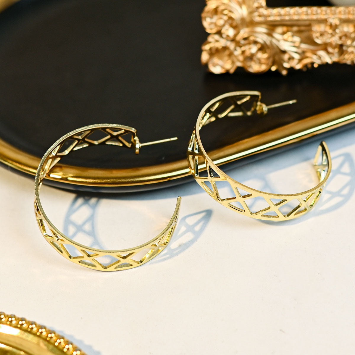 Bold Earring