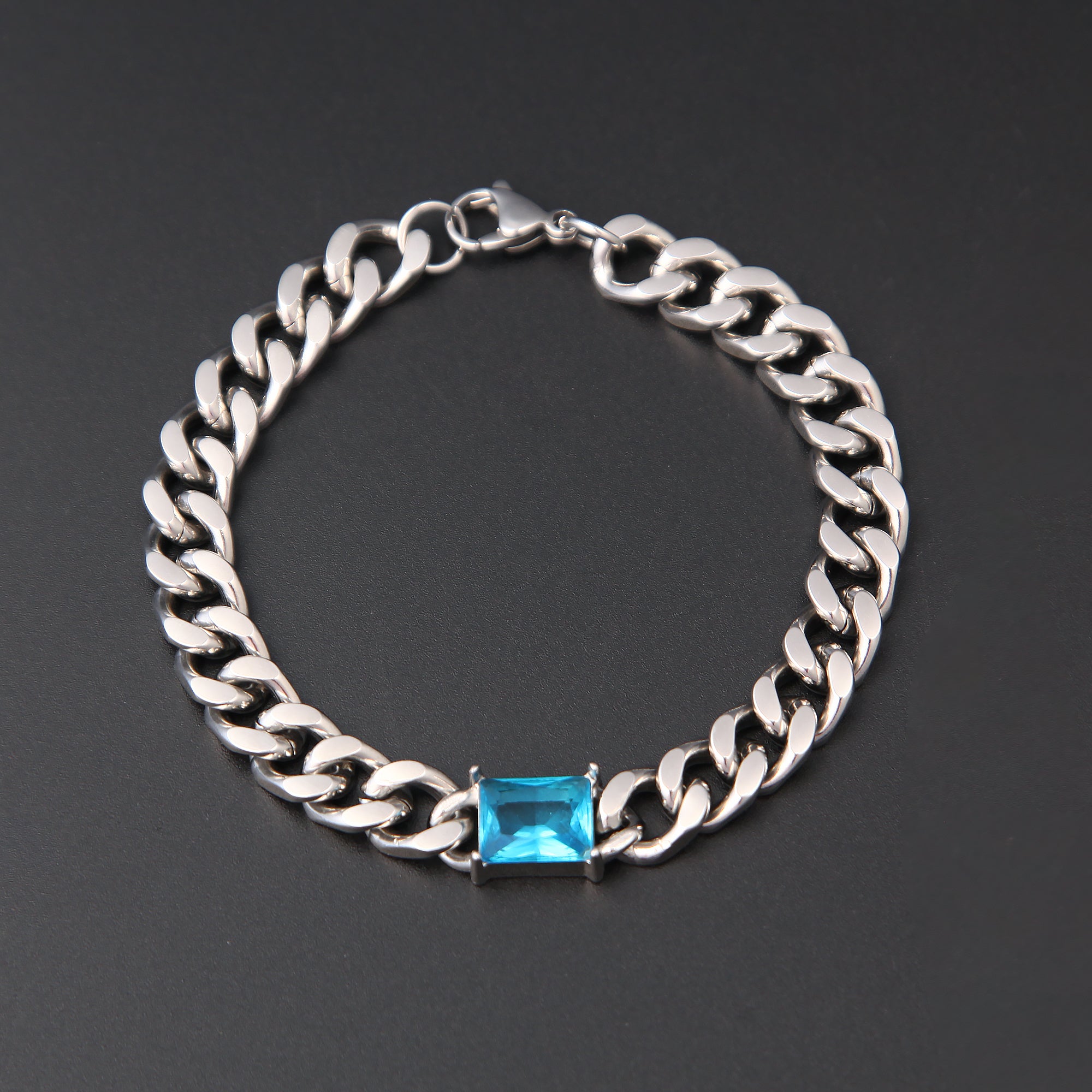 Cuban Bracelet With Blue Stone - 8 MM